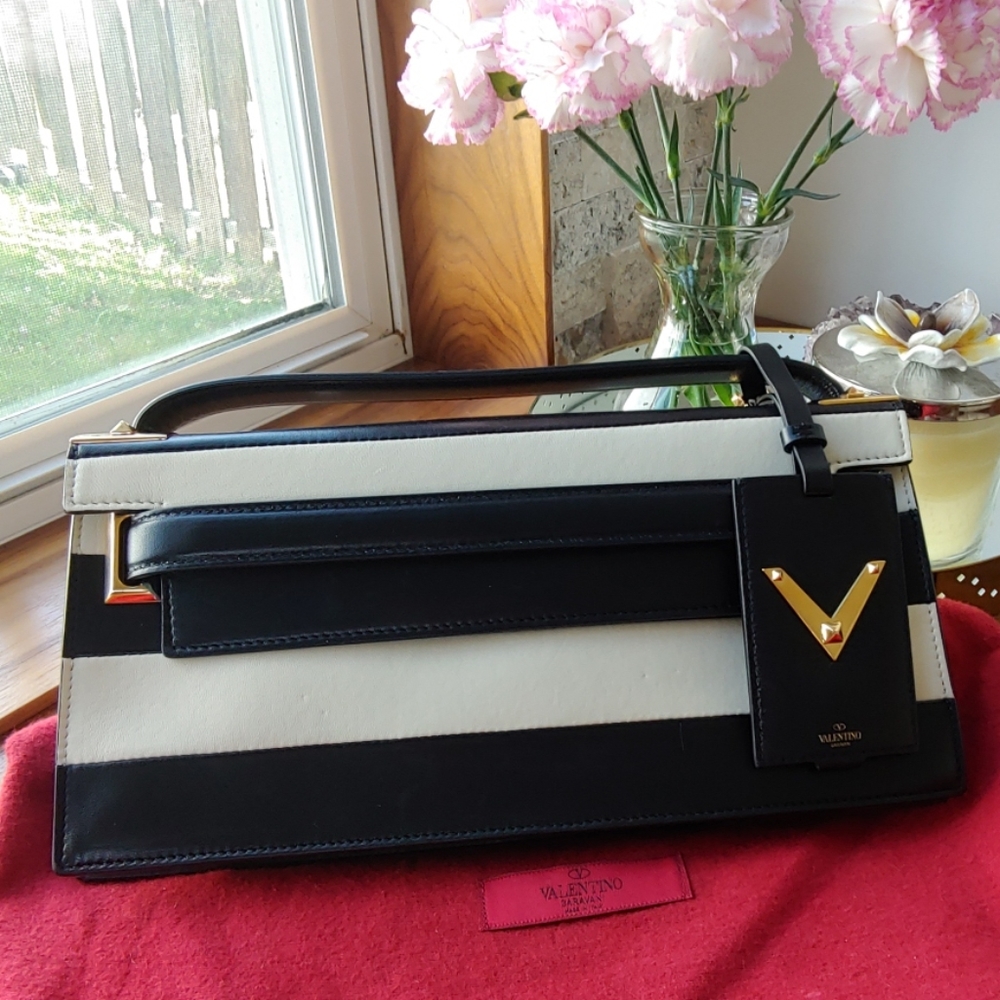 Valentino Clutch